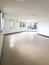 Location  Local Commercial Saint-Benoît (97470) - REUNION
