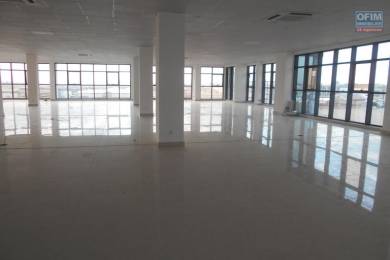 Location  Local commercial ANTANANARIVO () - MADAGASCAR