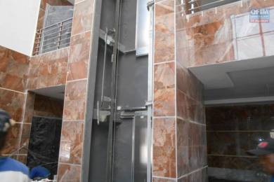 Location  Local commercial ANTANANARIVO () - MADAGASCAR