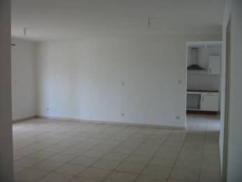 Location Appartement Sainte-Clotilde (97490) - REUNION