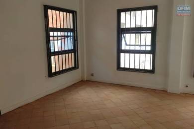 Location  Local commercial ANTANANARIVO () - MADAGASCAR