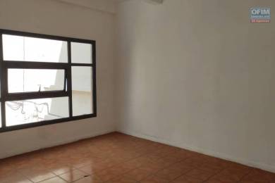 Location  Local commercial ANTANANARIVO () - MADAGASCAR