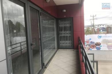 Location  Local commercial ANTANANARIVO () - MADAGASCAR