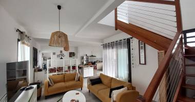 villa t5 récente, à louer sur la ravine des cabris, avec jardin - réf 1521