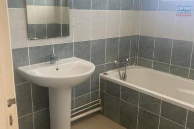 Location  Local commercial Sainte-Clotilde (97490) - REUNION