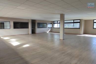 Location  Local commercial ANTANANARIVO () - MADAGASCAR