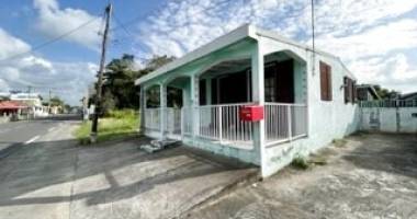 maisons de 95m2 à acheter 248000 € à anse-bertrand (bourg) - terrain de 1418 m2