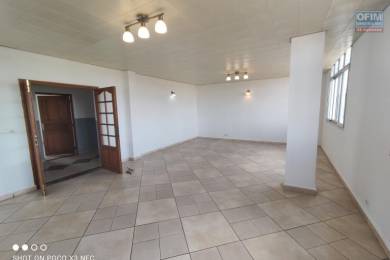 Location  Local commercial ANTANANARIVO () - MADAGASCAR