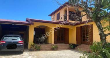 maison 7 pièces à vendre sur bras panon