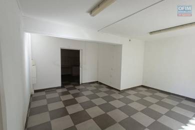 Achat  Local commercial Saint-André (97440) - REUNION