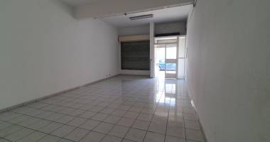 local commercial st louis centre