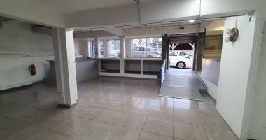 a louer local commercial de 133 m² st pierre centre