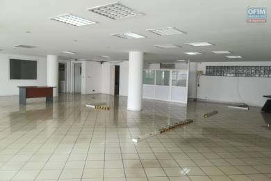 Location  Local commercial ANTANANARIVO () - MADAGASCAR