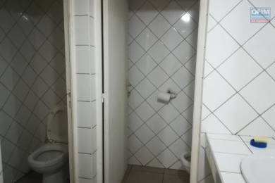 Location  Local commercial ANTANANARIVO () - MADAGASCAR