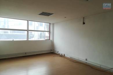 Location  Local commercial ANTANANARIVO () - MADAGASCAR
