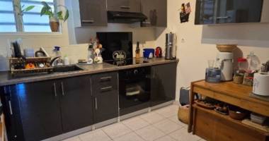 bel appartement t2 avec vue dégagée – dernier étage