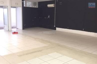 Location  Local commercial Le Port (97420) - REUNION