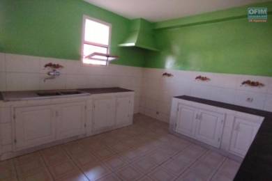Location  Local commercial ANTANANARIVO () - MADAGASCAR