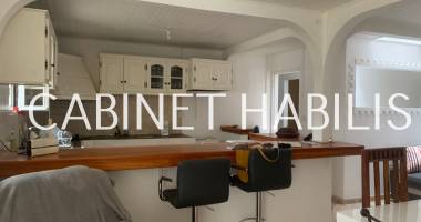a vendre - un appartement f2 de 64.77 m2 environ - saint-joseph - 128 760  € hai
