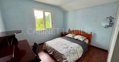 a louer - chambre meublÉe d'environ 15,35 m2 - universitÉ du tampon - 330.00 €