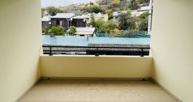 saint gilles les bains (centre ville) - appartement t4 76m2
