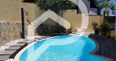 magnifique villa d'architecte de 250 m2 habitable à la montagne