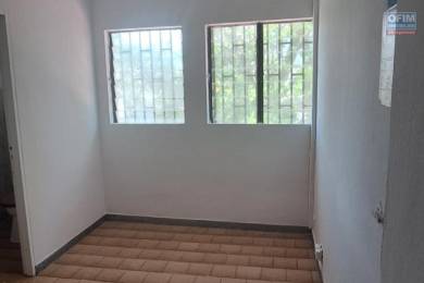 Location  Local commercial Saint-Benoît (97470) - REUNION