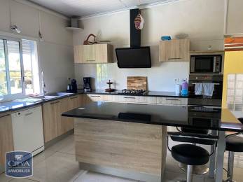 Location  Local commercial Saint-Paul (97460) - REUNION