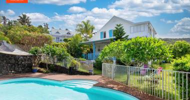 a vendre-st leu-villa familiale-vue mer-6 mn de la route des tamarins.