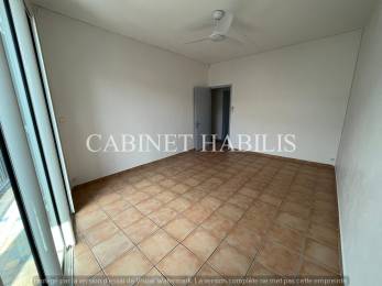 Location  Local Professionnel Saint-Joseph (97480) - REUNION