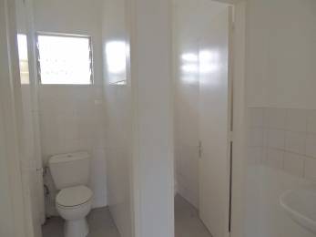 Location  Local commercial Saint-Benoît (97470) - REUNION