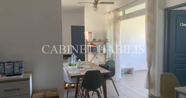 À louer - appartement de type f3 d'environ 60,68 m2 - saint-joseph - 710.00 €