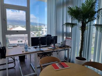 Location  Bureau / Local professionnel Le Port (97420) - REUNION