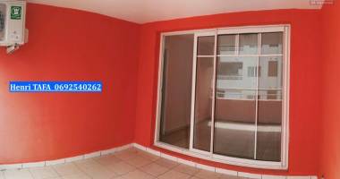 a vendre un appartement  t2 de 53,06 m² habitables avec terrasse (henri tafa 0692540262) à st joseph