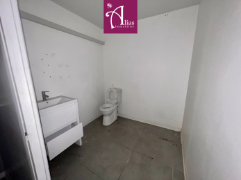 Location  Local Commercial Baie Mahault (97122) - GUADELOUPE