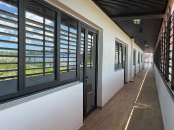 Location  Local Professionnel Les Abymes (97139) - GUADELOUPE