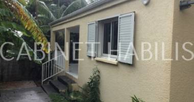 a louer - maison  t4 - 74.04 m2environ - saint pierre - loyer 861.79 € +charges 50 €