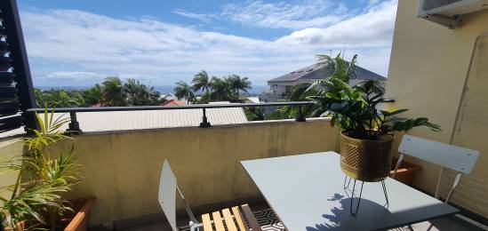 Location Studio meublé Sainte-Clotilde (97490) - REUNION