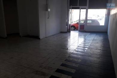 Location  Local commercial Le Port (97420) - REUNION