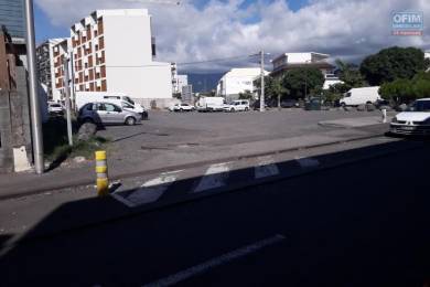 Location  Local commercial Le Port (97420) - REUNION