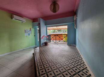 Location  Local Commercial Saint-Pierre (97410) - REUNION