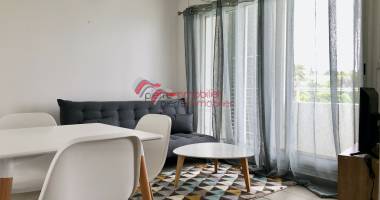 t2 duplex avec vue mer   dernier étage avec ascenseur   saint-pierre / ravine des cafres