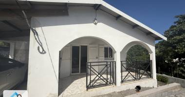 saint pierre 97410 - villa f4 confortable et lumineuse - quartier calme