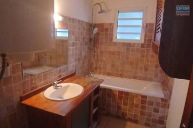 Location Maison Mi-pente de l'Ouest (97435) - REUNION