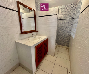 Achat  Local Professionnel Le Gosier (97190) - GUADELOUPE