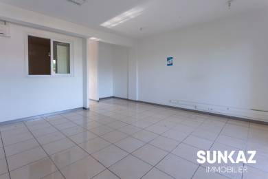 Location  Local commercial  Saint-Pierre (97410) - REUNION