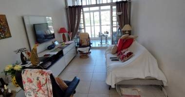 saint denis proche c.g.s.s. f4 dernier étage