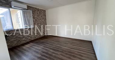 À louer - studio meuble d'environ 24,42 m2 - le tampon - 675.00 €