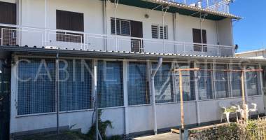 a vendre - une maison a demolir ou a renover sur un terrain de 651 m2 environ - le tampon - 297 500 € hai