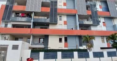 a vendre t3 de 65m2 habitable à sainte-clotilde à deux pas du boulevard sud